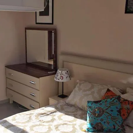 With Astonishing Views In Esentepe Apartment Agios Georgios (Girne)